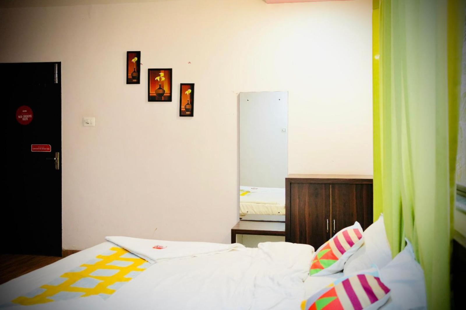 Karla Retreat Resort ロナバラ エクステリア 写真